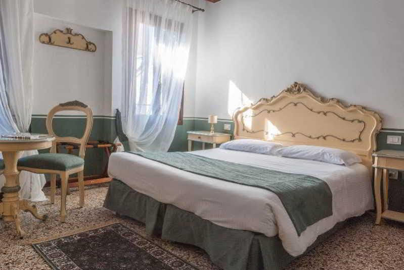 Ca' San Trovaso - 6 Venice